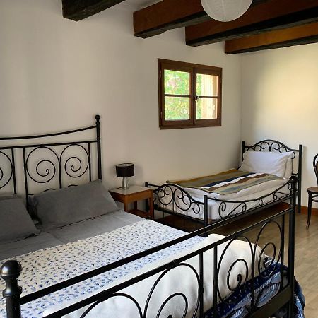 Spacious Apartment In A Charming, Tranquil Village Saint-Vincent-Rive-d'Olt ภายนอก รูปภาพ